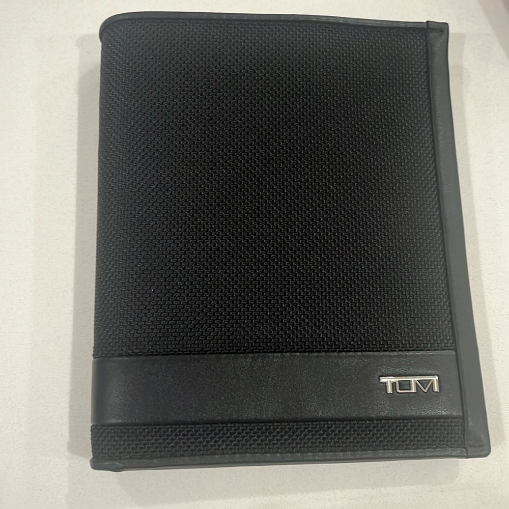 New in box Tumi passport cover travel wallet black